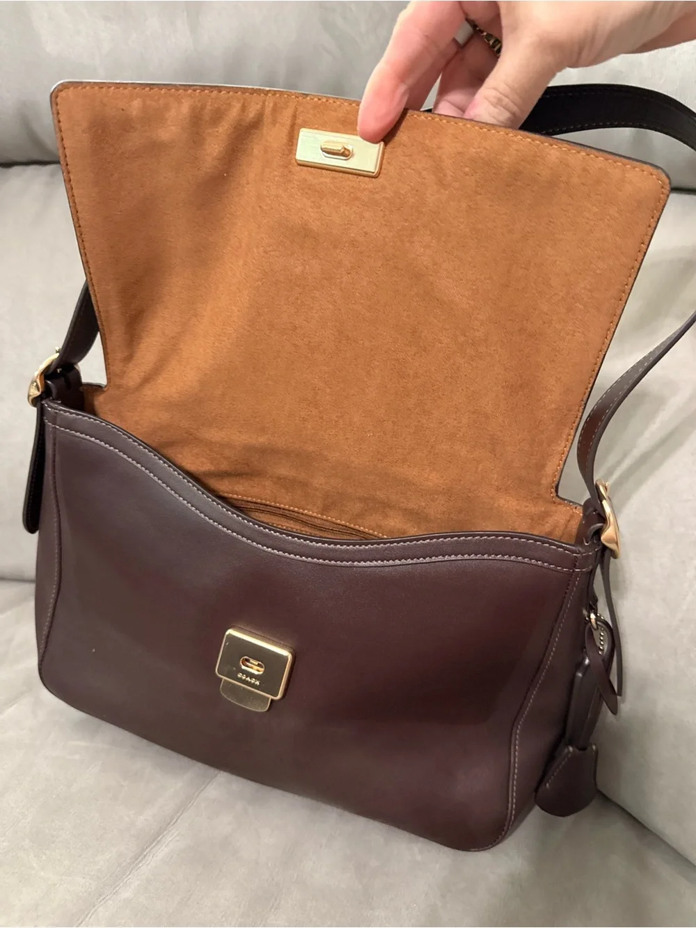 Coach Dark Brown Leather Shoulder Bag with Gold Hardware - Picture 3 of 5